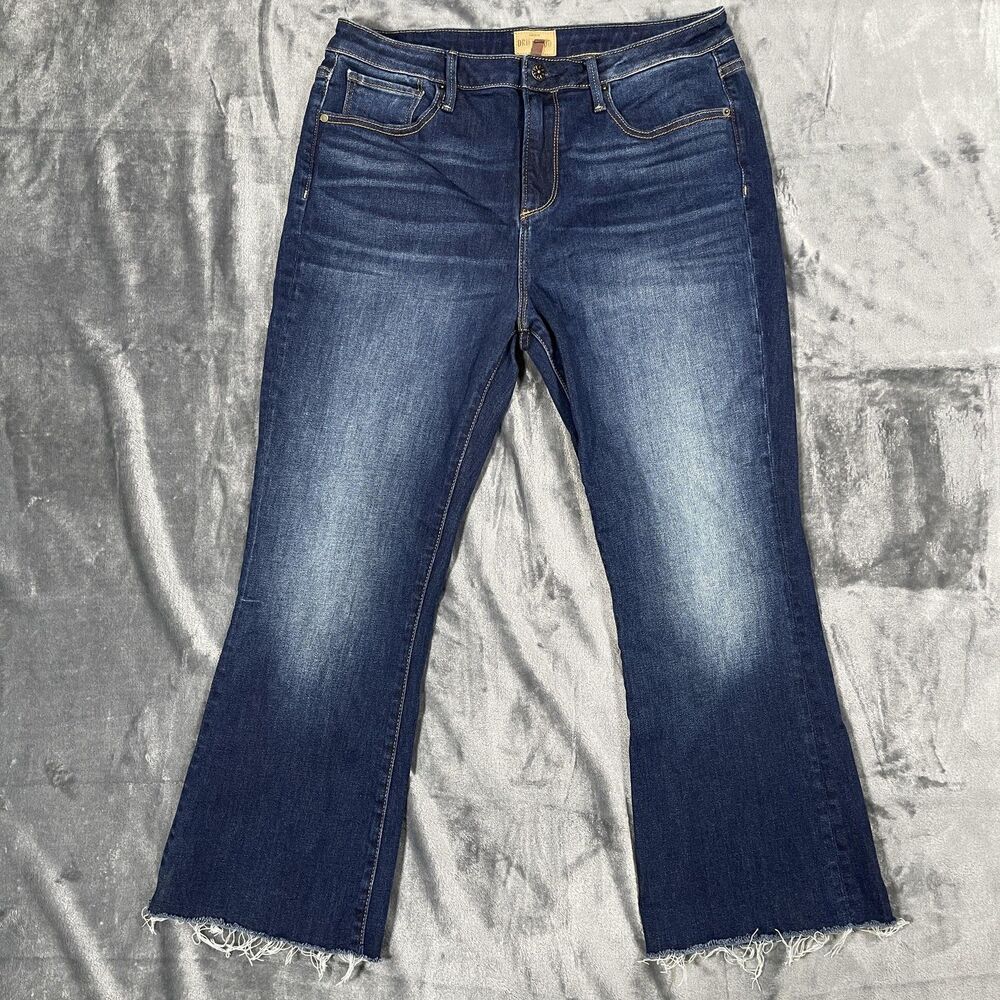 Driftwood Roxy Cropped Jeans Womens 32 Frayed Hem Blue Medium Wash Stretch Denim